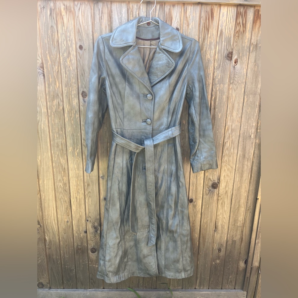 Women's Long Leather Trench Coat in Green-Gray